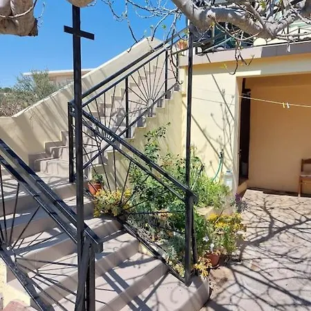 Matija I Bartol 아파트